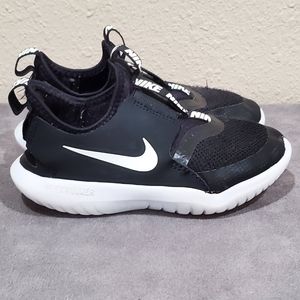 Nike toddler sneakers